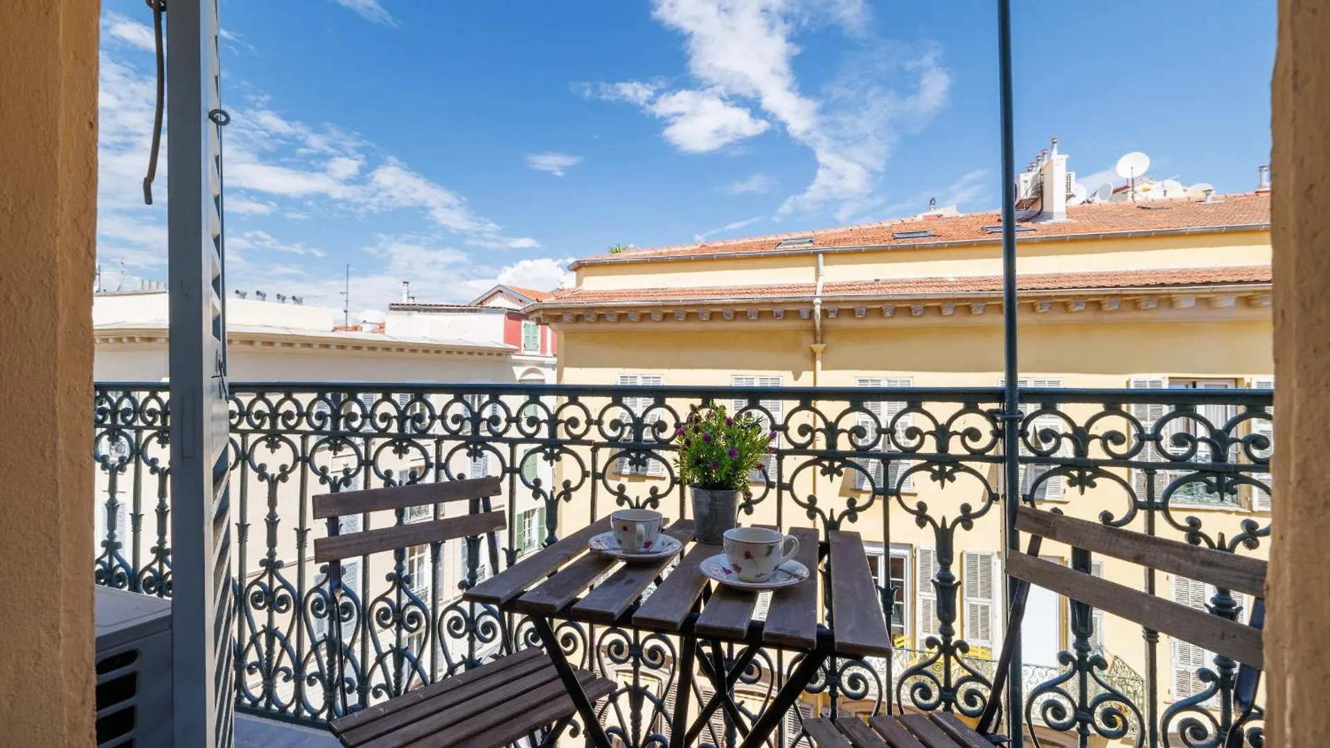Apartamento Massena Street - 1 Bdr Duplex With Ac & Parking Niza